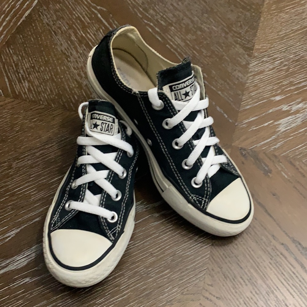 Converse All Star Madison black lace up canvas sneaker Size 6